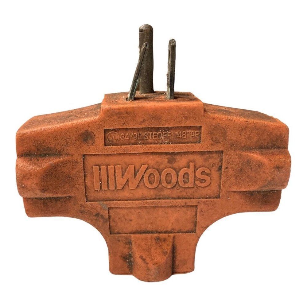 Vintage Woods 3 Way 148TAP Orange 3-Outlet Adapter Converter SEE Prongs Are Bent